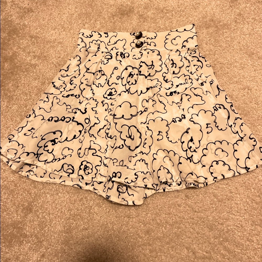 Chanel Vintage Cream Cloud Shorts SS 1993 Collection